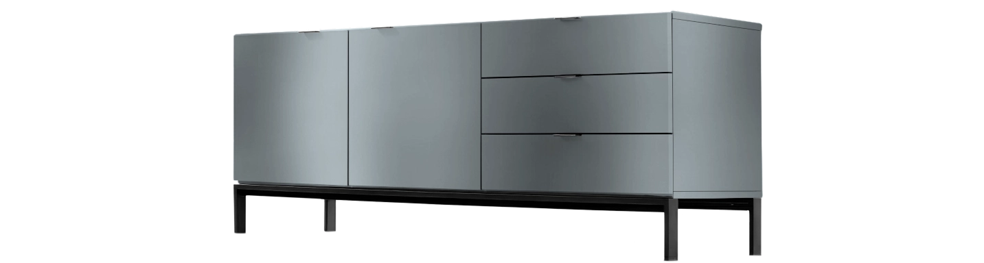 Мебель в пленке